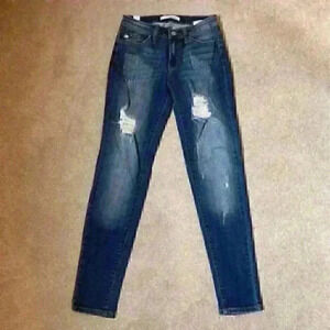 Kancan distressed ripped skinny jeans in size 25 or W3